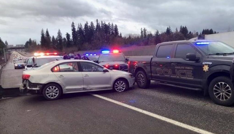 Children Leap from Vehicle to Escape Kidnapper with Help from Good ...